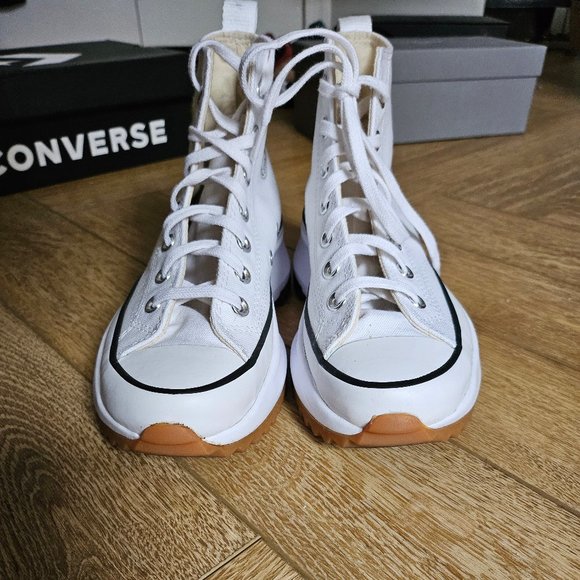Gender Inclusive Chuck Taylor All Star Run Star Hike High Top Platform Sneaker - Picture 2 of 8